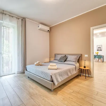 Apartament Casa Girasole Como