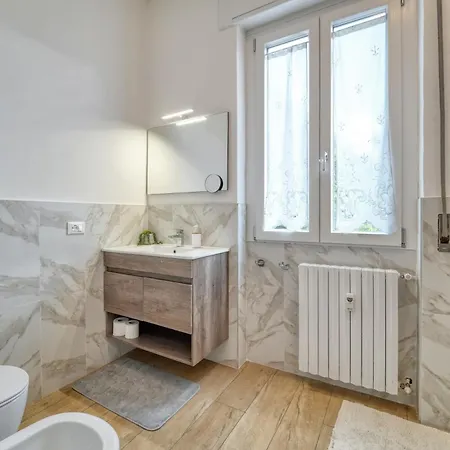 Casa Girasole * Como