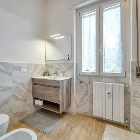 Casa Girasole * Como