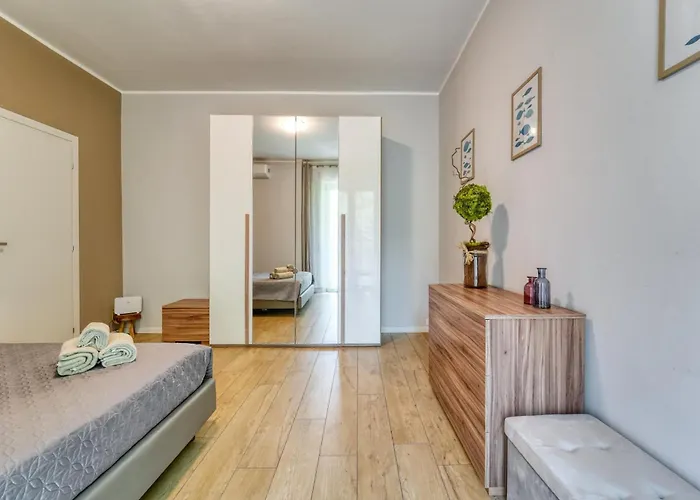 Lägenhet Casa Girasole Como